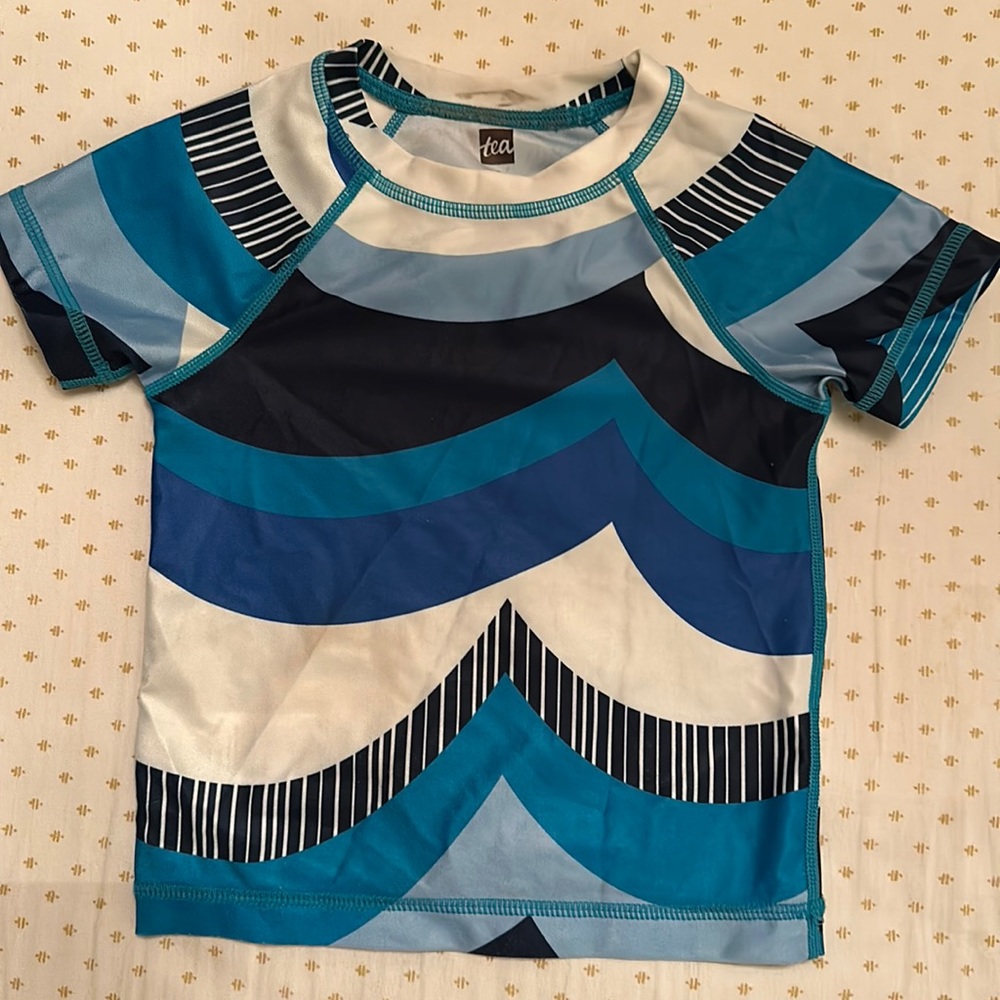 TEA Collection Blue Rash Guard